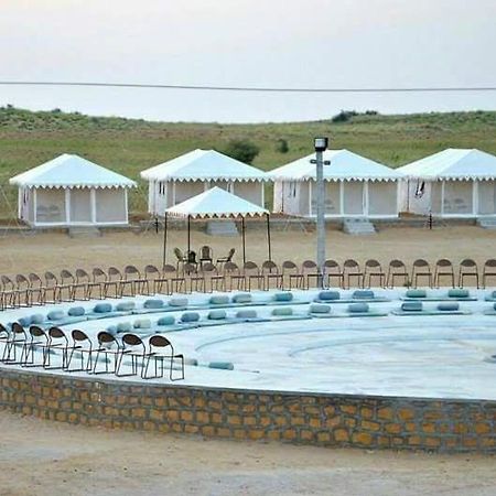 Desert Dream Royal Camp & Pool Джайсалмер Экстерьер фото